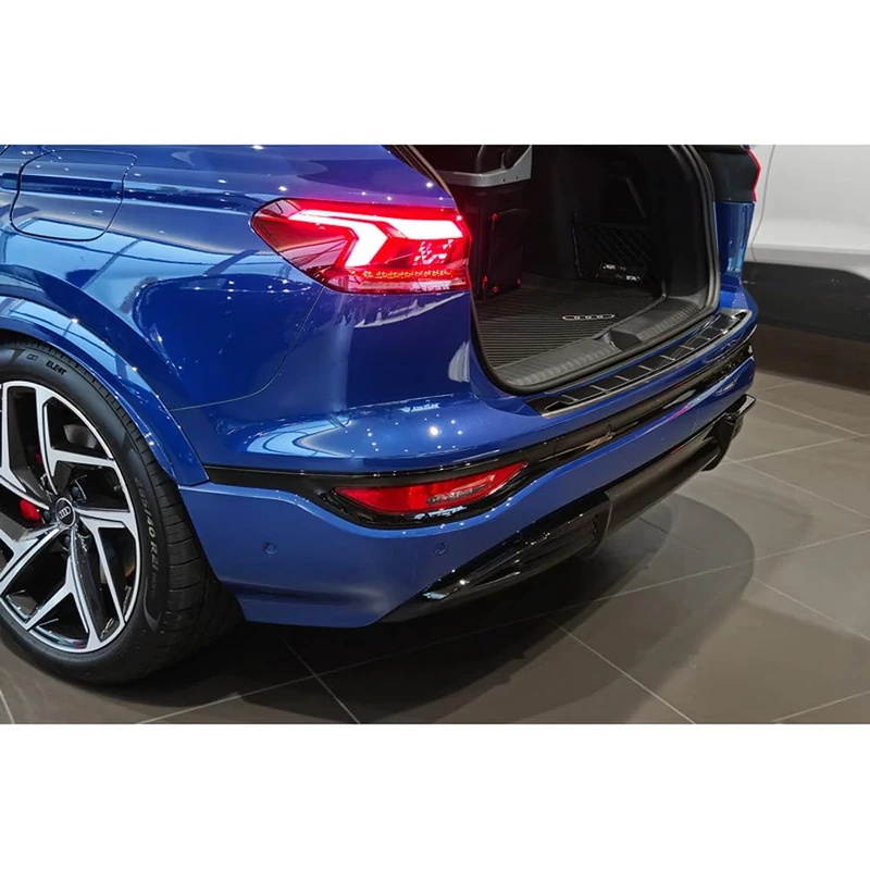 Avisa Black Stainless Steel Rear bumper protector compatible with Audi Q6 e-tron (GFB) 2024- 'Shadow Premium'