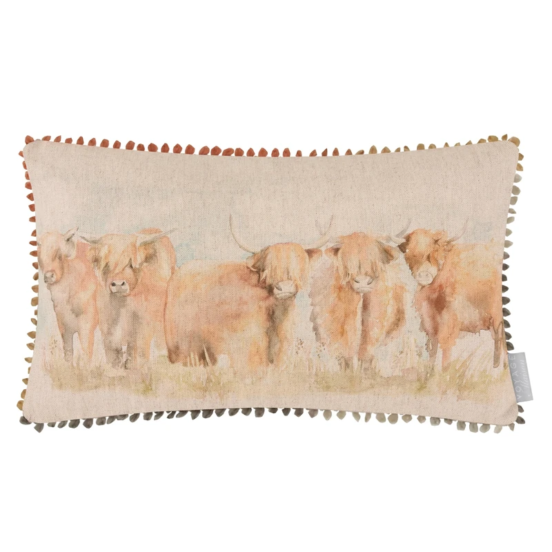 Voyage Maison Highland Cattle Feather Filled Cushion – Linen Blend Hand-Painted Watercolour British Countryside Design (Multicolour - 30x50cm)