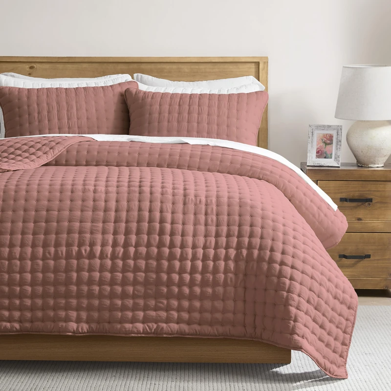WDCOZY Twin Quit Size Bedding Sets with Pillow Sham, Lightweight Soft Bedspread Coverlet, Quilted Blanket Thin Comforter Bed Cover for All Season, 2 Pieces, 68x90 inches, Rose Red