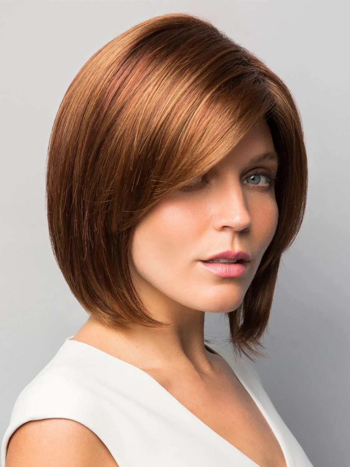 Webshaiy Layered Bob Wig with Fringe, Short Straight Wig with Undetectable Matte Fibre for Thinning Hair Daily Wear,Chemo Safe Lightweight Synthetic Mommy Wigs for Mature Women Ombre Auburn Mix Blonde