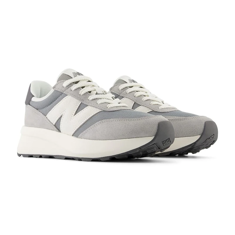 New Balance Kids 370 Shoes, Concrete/Sea Salt, 6.5