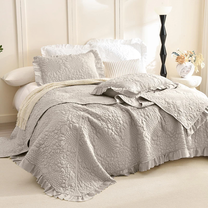 Lady Ann Cal King Quilt Set 118 * 106- Linen Feel Stone-Washed Ruffled Quilt Set, 3 Pcs Crinkled Quilt SetShabby and Chic Blanket Farmhouse Rustic Bedding Set Lightweight