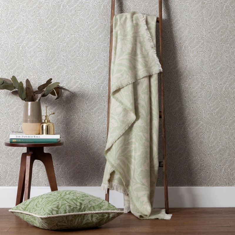 Morris & Co. Acorn Throw – Heritage Faux Mohair Tonal Jacquard Blanket (Sage - 130x170cm)