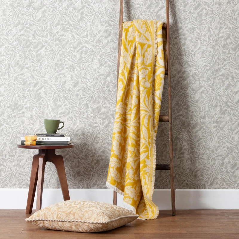 Morris & Co. Acorn Throw – Heritage Faux Mohair Tonal Jacquard Blanket (Gold - 130x170cm)