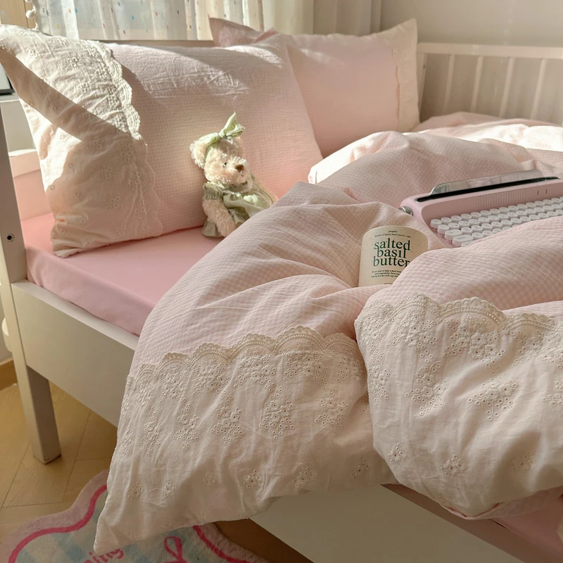 Pink Gingham Duvet Cover King Size 3 Pieces Romantic Lace Duvet Cover Pink Plaid Checkered Comforter Cover with 2 Pillowcases Soft Breathable Microfiber Grid Farmhouse Plaid Bedding Set