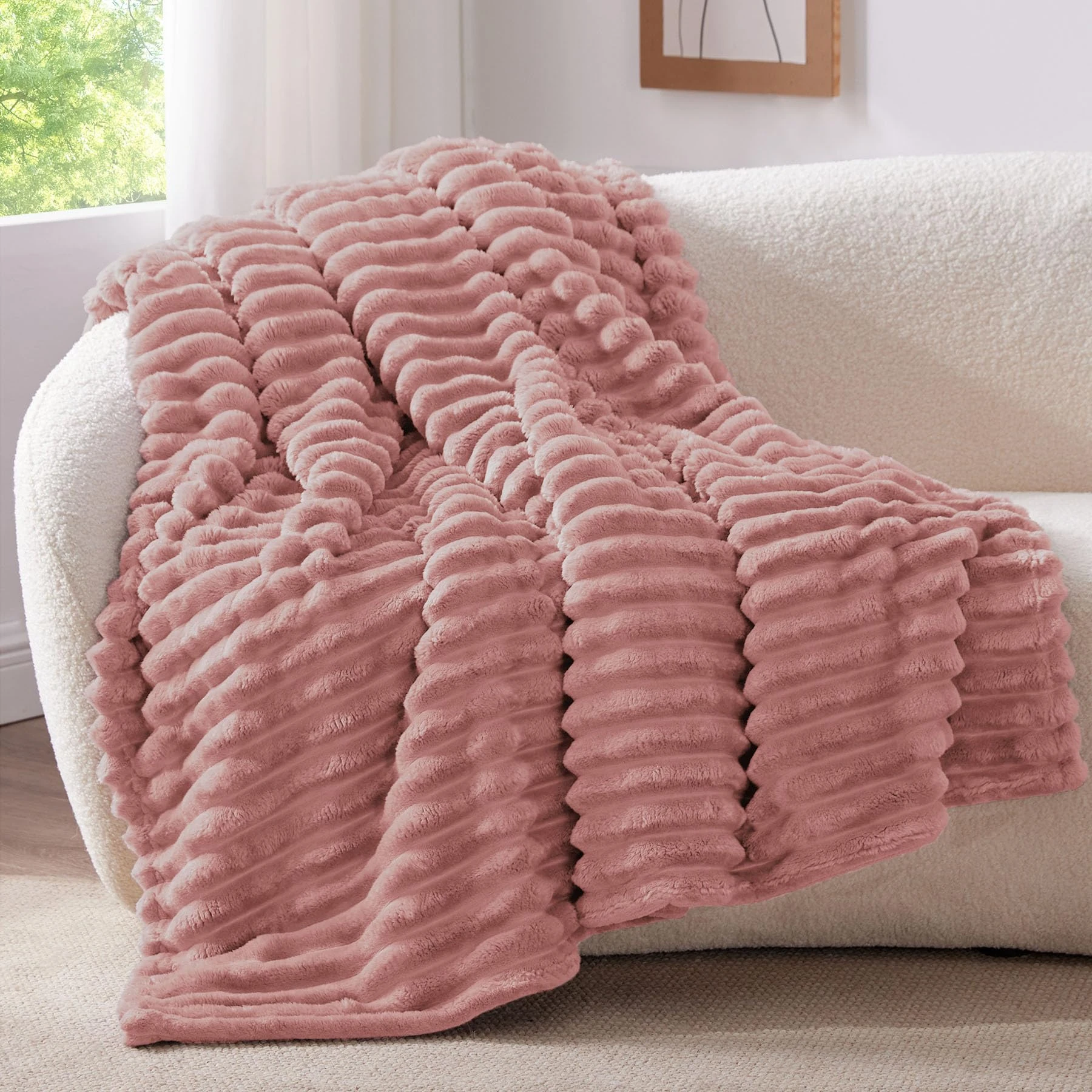 BEDELITE Fluffy Fleece Throw Blanket - Pink Sofa Throw Soft Cosy Warm Small Blankets for Single Bed, Gifts for Women