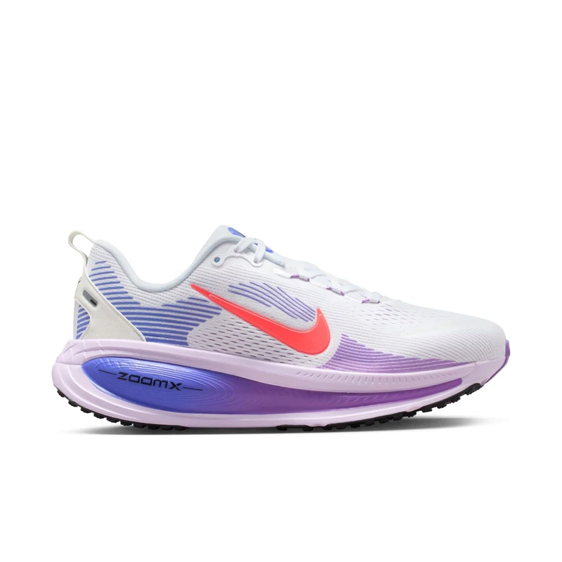 Nike W Nike Vomero 18 Running Shoes