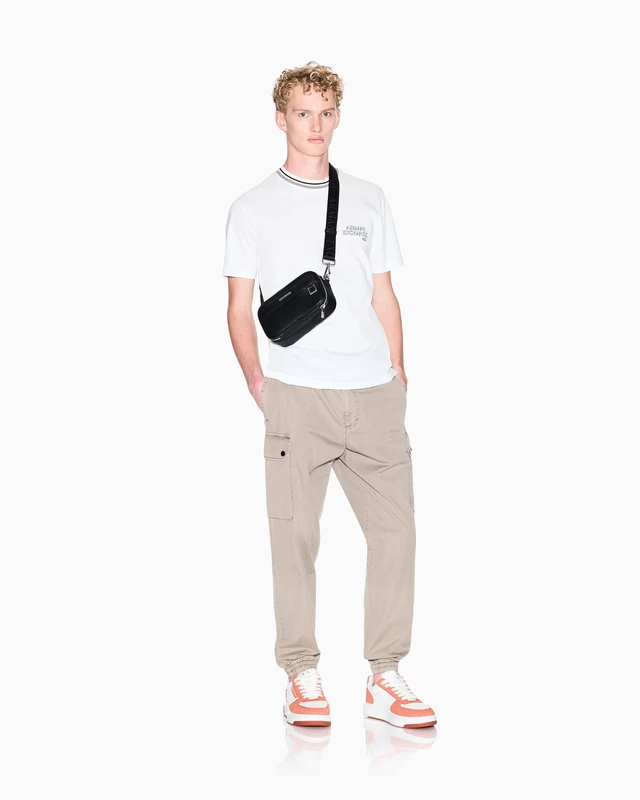 Armani Exchange Men's One Block Up, Ribbed Crew Neck with Contrast Colour, Embroidered Logo T-Shirt, White, XS