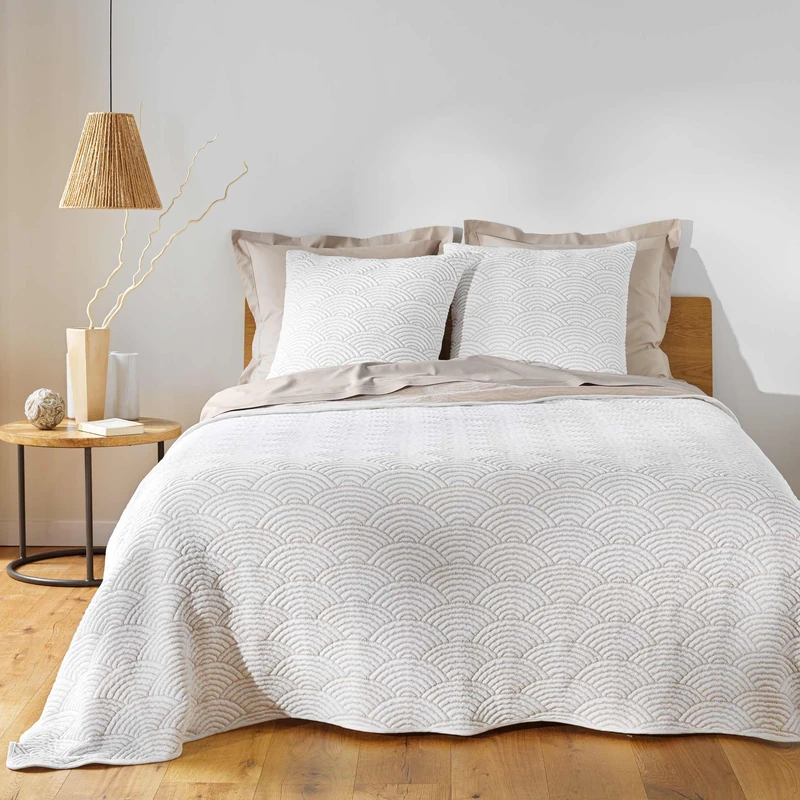Douceur d'Intérieur, Quilted Bedspread (240 x 260 cm) and 2 Pillowcases (60 x 60 cm) Cassandra, Jersey/Microfibre