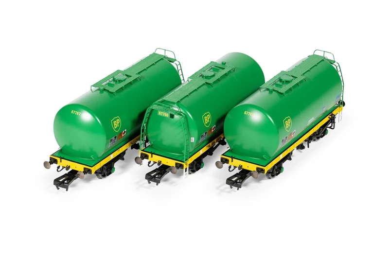 Hornby R60291 BP TTA Triple Pack 67766-7-8, Green