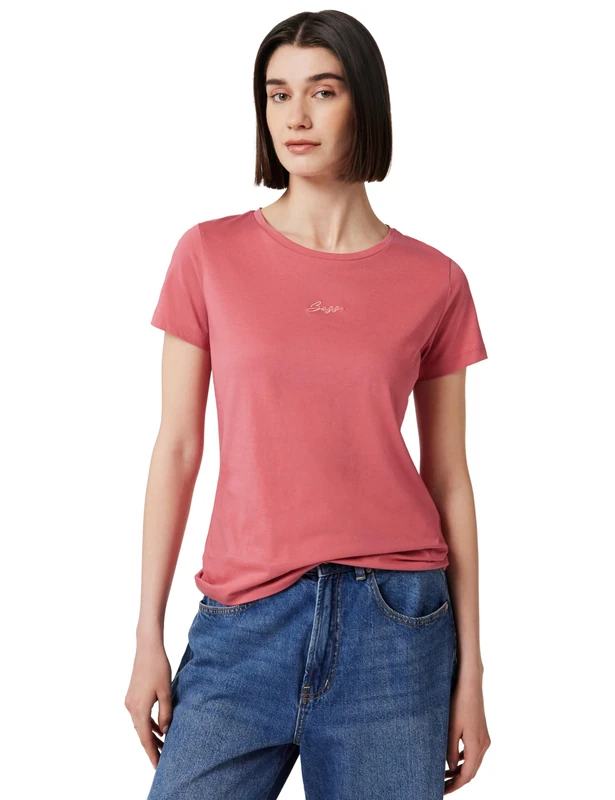 BOSS Women's T-Shirt, Medium Red 610, M