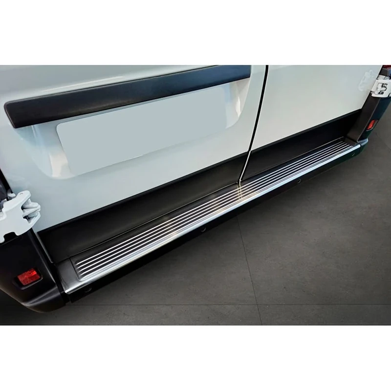Avisa Stainless Steel Rear bumper protector compatible with Fiat Ducato III Facelift 2023- / Opel Movano III Facelift 2023- / Toyota Proace Max 2024- 'Ribs' (2 parts)