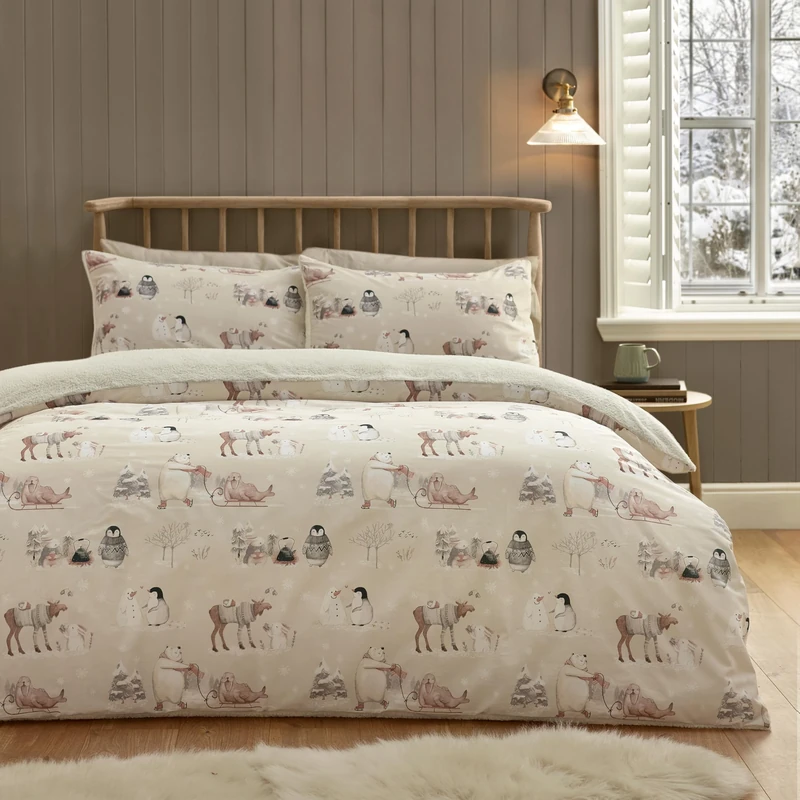 Catherine Lansfield Winter Friends Sherpa King Duvet Cover Set with Pillowcases Natural