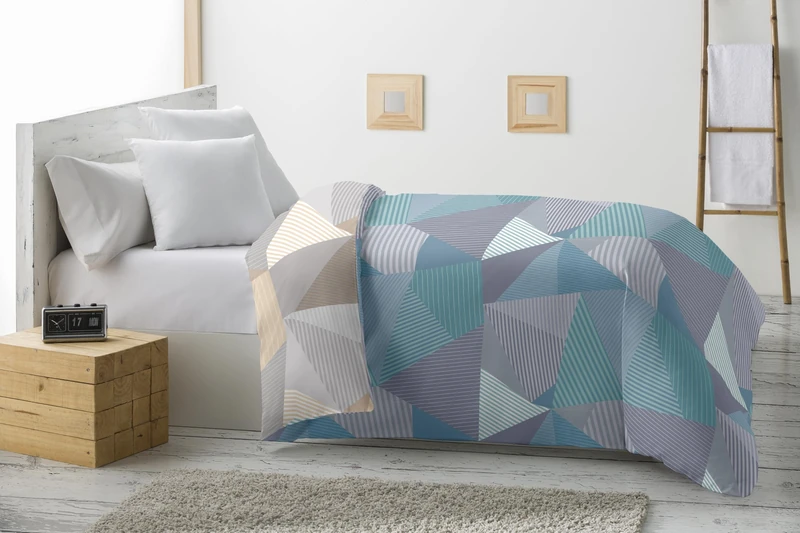 Miracle Home. Anna Reversible Microfibre Duvet 360 g/m², Soft and Breathable, Ideal for Winter, Autumn and Spring, 250 x 260 cm, 150 cm Beds.