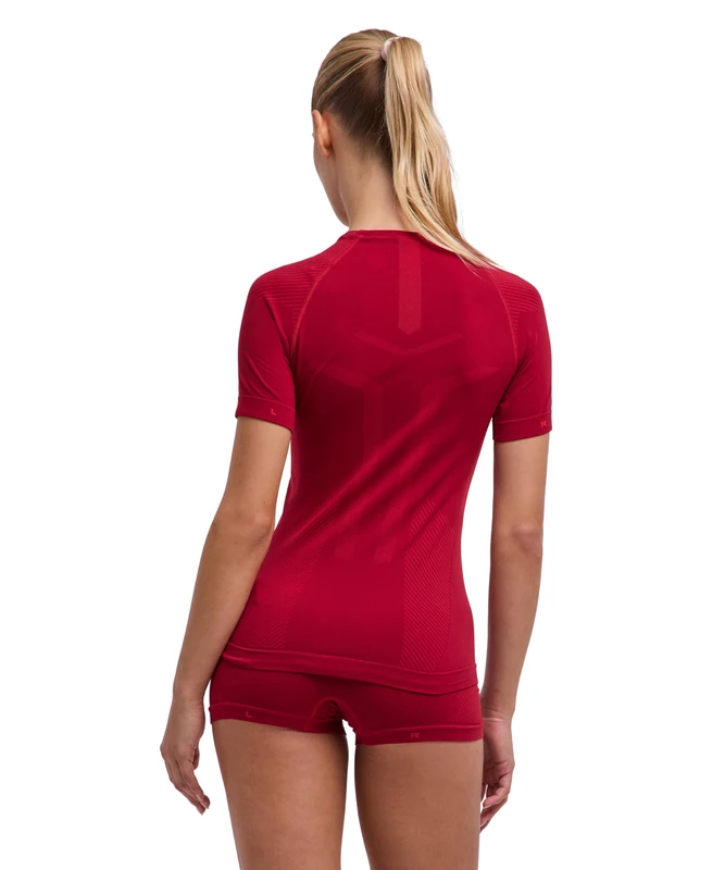 FALKE Women's Warm Round Neck W S/s Ts Functional Yarn Quick Dry Base Layer Top 1 Piece, Red Ruby 8830, S