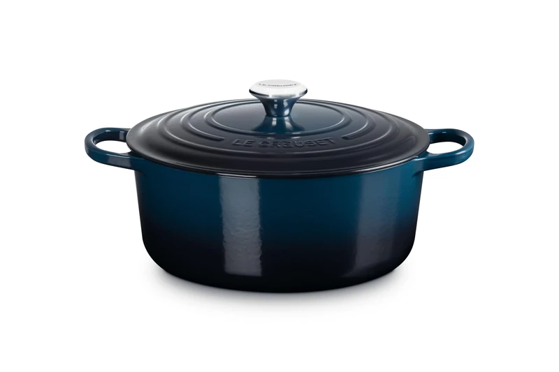 Le Creuset Signature Cast Iron Round Casserole Dish, Nuit