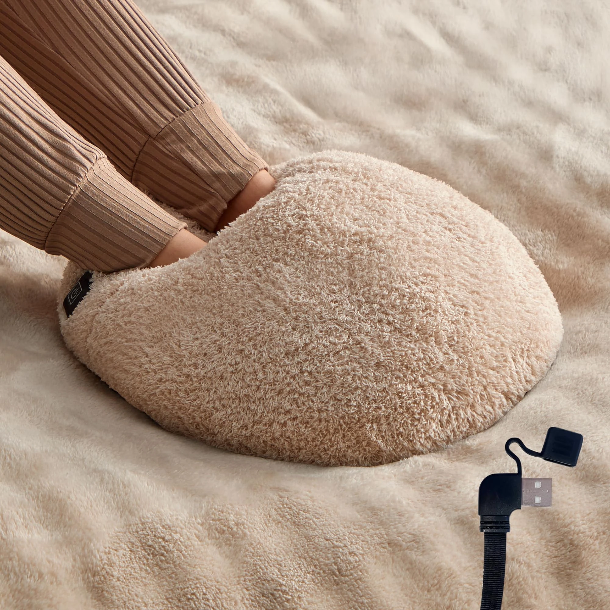 Silentnight Cosy Cuddles USB Heated Foot Warmer - Super Soft Teddy Boucle for Snuggly & Warm Feet - 3 Heat Settings Soothes Aches and Pains - Portable for Home, Camping & Traveling - Washable, Natural