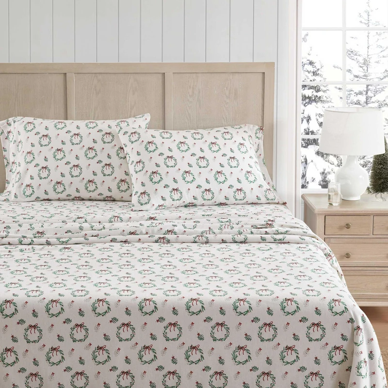 Martha Stewart - Flannel Sheets Queen Size, Anti-Pilling & Wrinkle Resistant Cotton, Touchably Soft for All-Season Comfort - Matching Pillowcases & Fitted Sheet (Wreaths & Mistletoe Green)