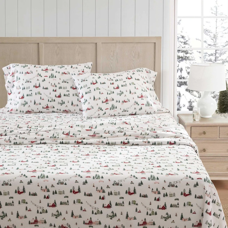 Martha Stewart - Flannel Sheets Full Size, Anti-Pilling & Wrinkle Resistant Cotton, Touchably Soft for All-Season Comfort - Bed Sheets with Matching Pillowcases & Fitted Sheet (Ski Village Green)