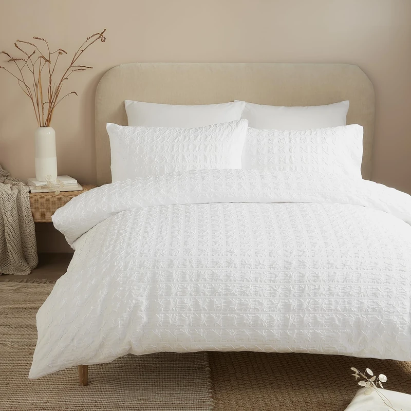 Serene Duvet Cover Set, Embossed Grid Pattern, 100% Recycled Polyester, Super-King 260x220cm, White, Button Closure, 2 Pillowcases