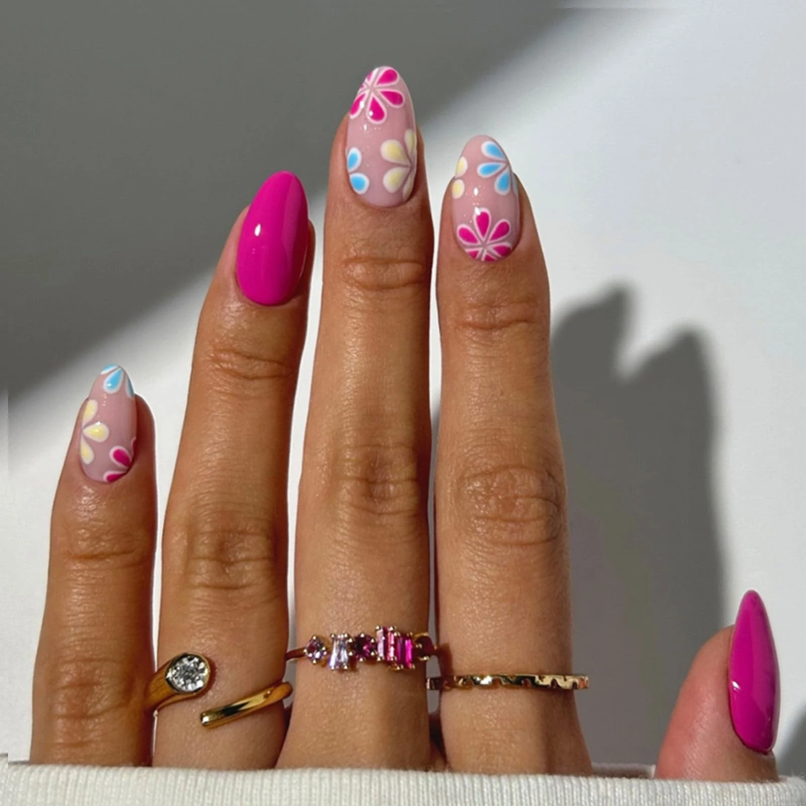 French Tip False Nails - Hot Pink Oval French Tip Press-On Nails Short Almond with Flowers - 24Pcs Glossy White tip Acrylic False Nails with Glue - Full Cover Nail french tip Stick on Nails
