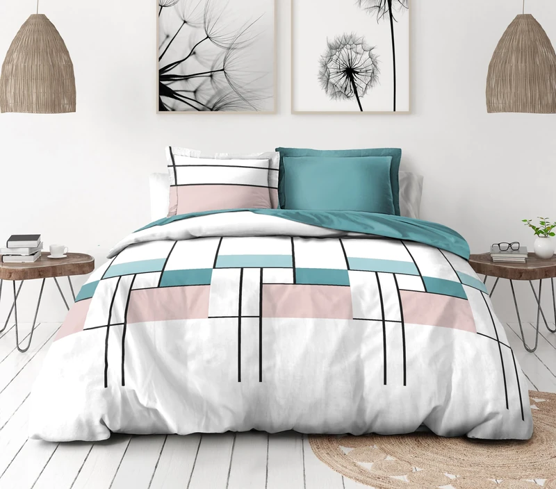 Duvet Cover Set 220 x 240 cm – 3 Pieces – Soft Cotton Percale – Duvet Cover + Pillowcases – White & Pastel Blue – The Intriguant Model