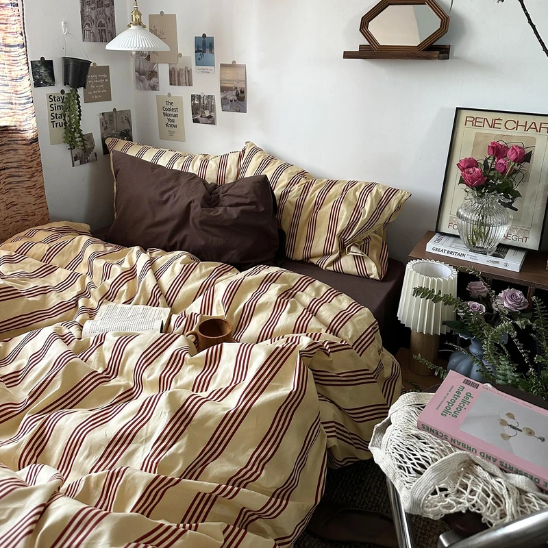 mixinni Vintage Striped Comforter Set King Size - Soft Cotton 3-Piece Boho Bedding Set (1 Comforter+ 2 Pillowcases), Rustic Red-Brown Geometric Stripes, Ultra-Soft & Breathable for All Seasons