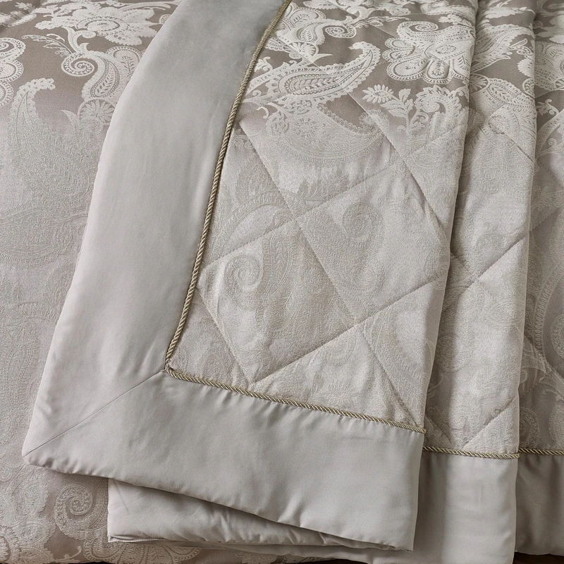 Catherine Lansfield Opulent Jacquard 240x260cm Bedspread Champagne Gold