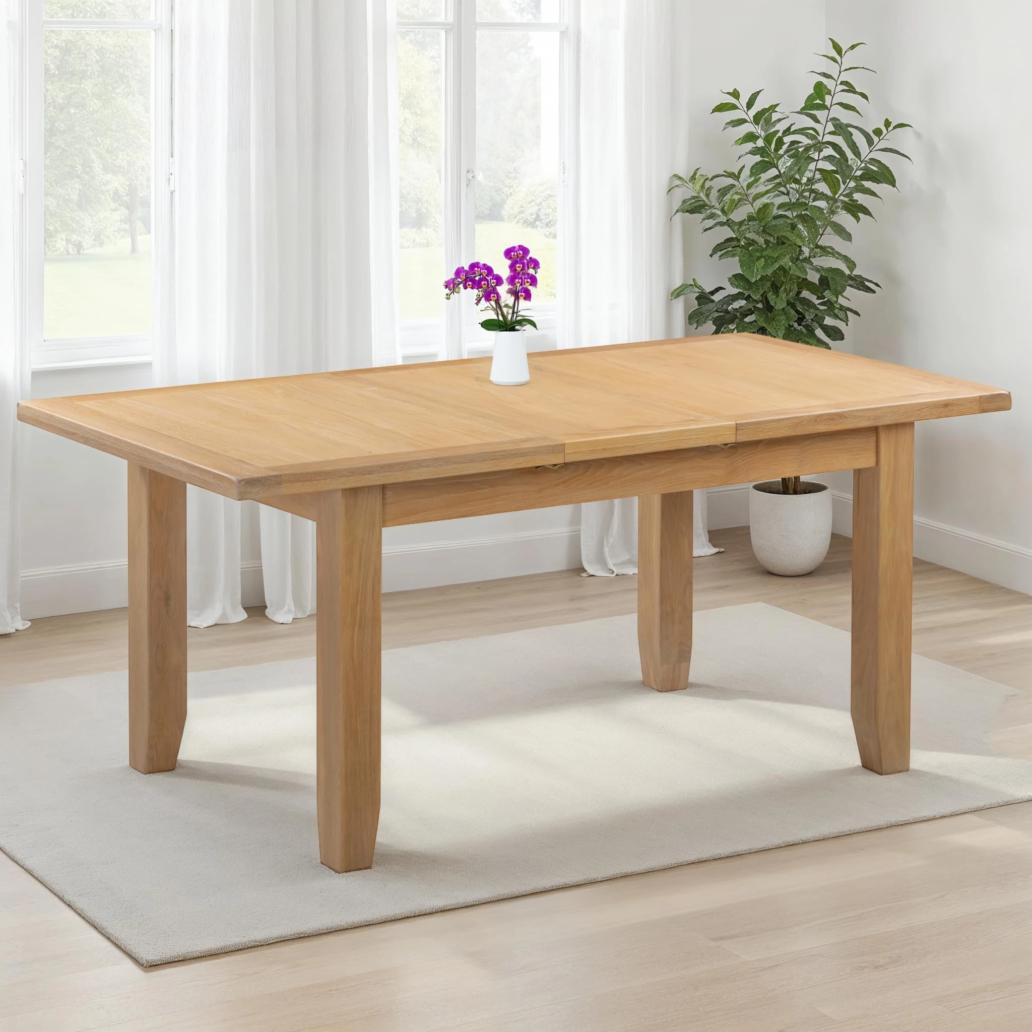 Seconique Windsor Extending Dining Table in Natural Oak