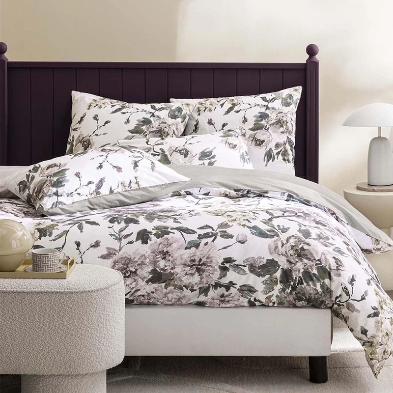 Printed Cotton Satin Duvet Cover, Shanghai Garden, 200 x 200 cm, Designers Guild