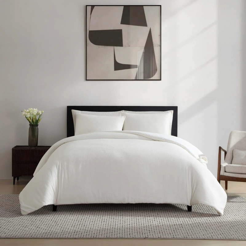 Vera Wang - Queen Comforter Set, Naturally Soft Cotton Bedding w/Matching Pillowcases, Crisp & Smooth w/a Lightweight Feel, 3 Piece Bed Set (Threaded Basketweave White) - Image 1