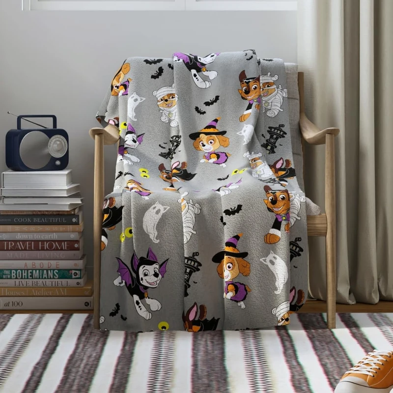 Franco Kids PAW Patrol Halloween Throw Blanket, Super Soft Cozy Plush Bedding, 50" x 70", (Officially Licensed Product)