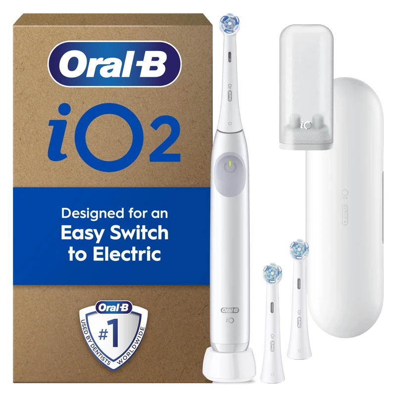 Oral-B iO2 White Electric Toothbrush + iO Ultimate Clean Toothbrush Heads 2 Pack Bundle