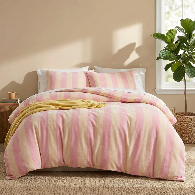 Bedbay Pink Striped Comforter Set King Size Luxury Velvet Bedding Quilt Soft Velvet Fluffy Comforter Sets Pink Yellow Stripes Pattern King Bed Set for All Seasons