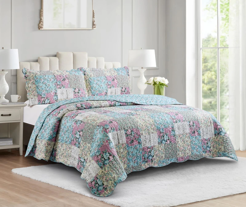 Brilliant Sunshine Lilac Roses & Egg Blue Floral Toile Quilt, King Size