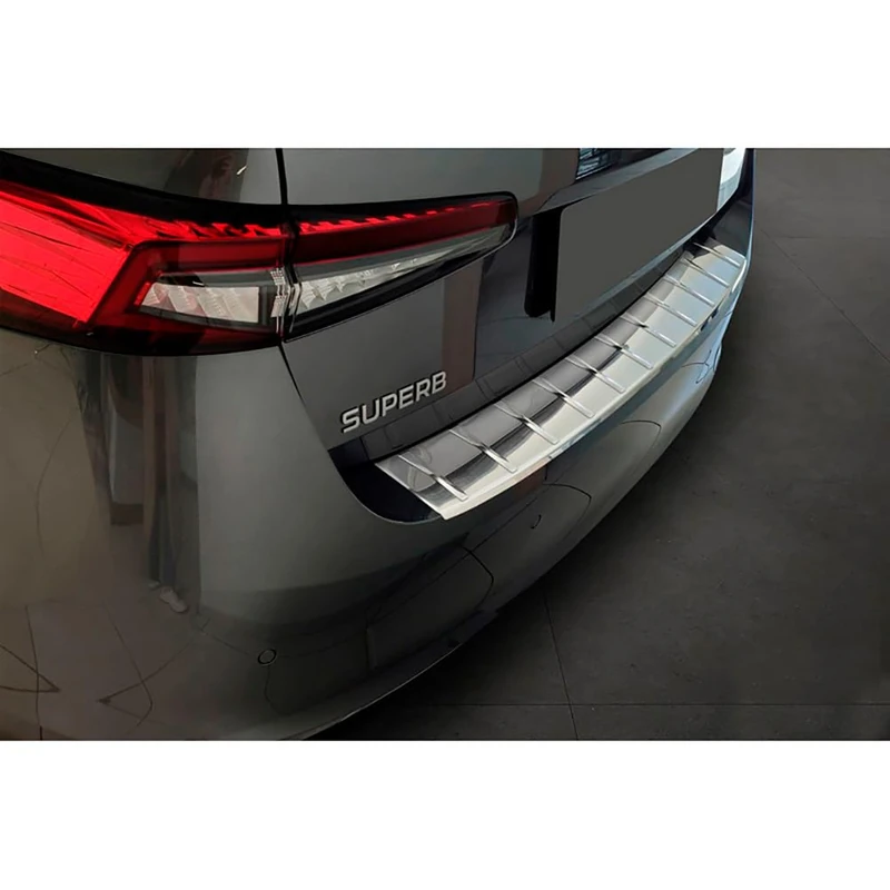 Avisa Stainless Steel Rear bumper protector compatible with Skoda Superb IV Liftback 2024- 'Ribs'