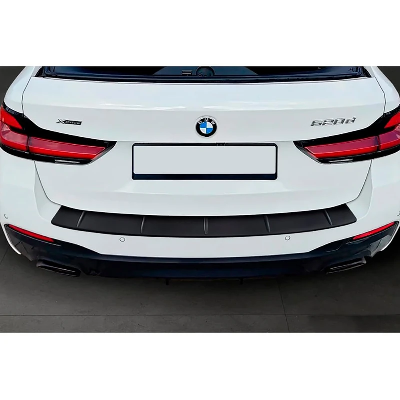 Avisa Matt Black Stainless Steel Rear bumper protector compatible with BMW 5 Series Touring (G31) Facelift 2020-2024 with M-Package 'Ribs'