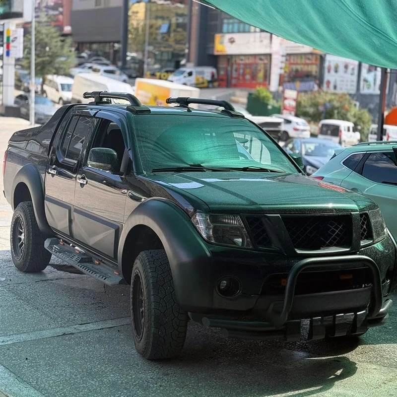 Oneway Body Cladding compatible with Nissan Navara D40 2005-2010 - Matt black
