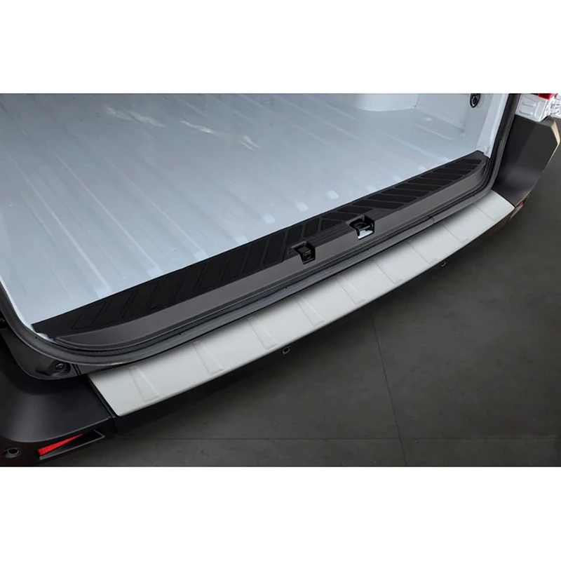 Avisa Stainless Steel Powdercoated Rear bumper protector compatible with Renault Master IV 2024- 'Soft Silver'