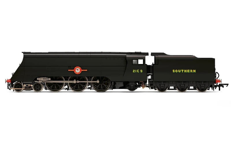 Hornby R30455 SR - Merchant Navy Class 4-6-2-21C9 'Shaw Savill' WWII VE Day 80th Anniversary Collection Steam Locomotive Era 4 Model Train, 00 Gauge - Image 1