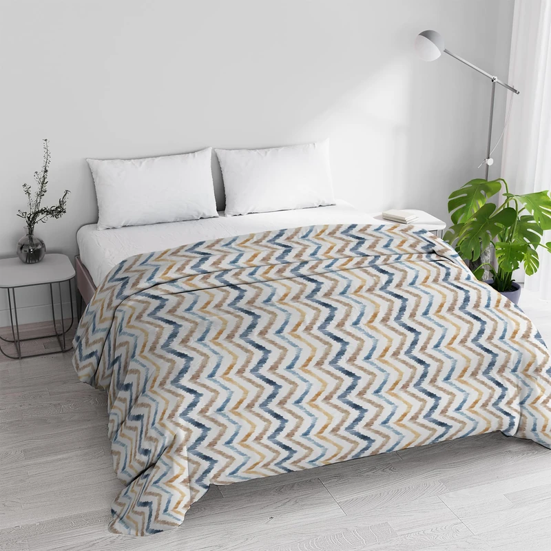 Winter Quilted Quilt for Double Bed, 250 x 245 cm, Basic Hippy Design, Made in Italy – Reversible Duvet in Soft Microfibre 200 g/m² – Machine Washable Duvet