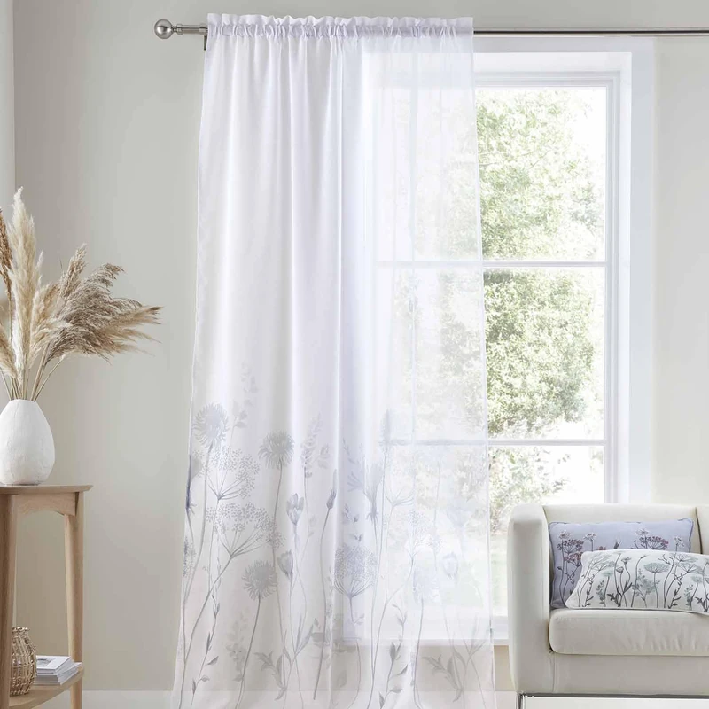 Catherine Lansfield MEADOWSWEAT Floral White Curtain 140 x 183 (Pair)