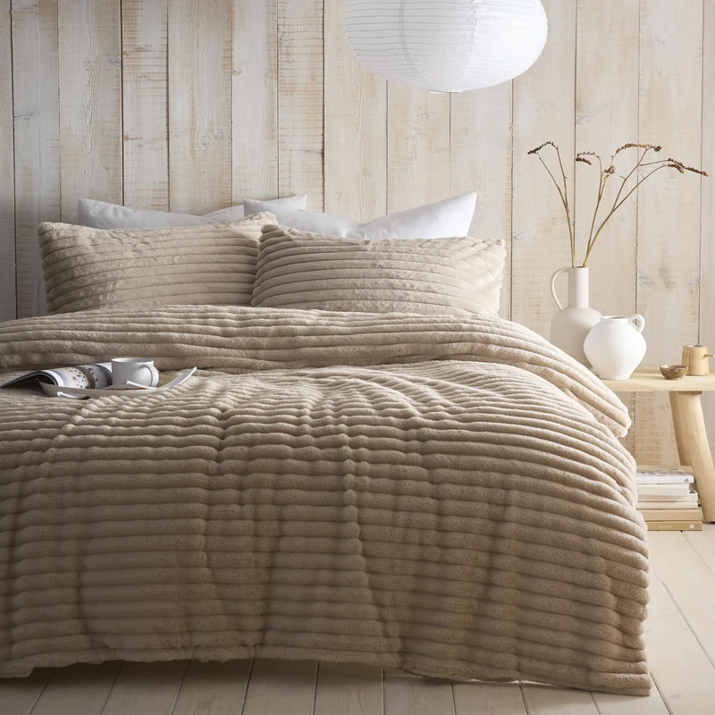 Appletree Morritz Natural Duvet Cover Set King – Stripe Tufted Bedding – Super Soft Polyester – Includes 1 Duvet Cover (220 x 230cm) & 2 Pillowcases – Natural Stripe Bedroom Set