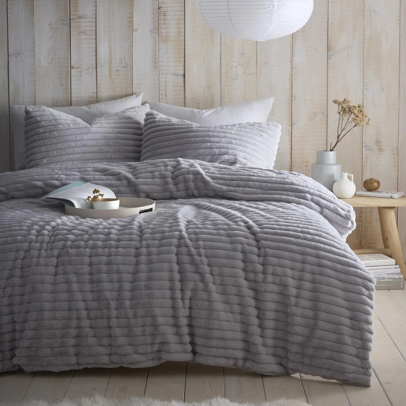 Appletree Morritz Grey Duvet Cover Set Super King – Stripe Tufted Bedding – Super Soft Polyester – Includes 1 Duvet Cover (260 x 220cm) & 2 Pillowcases – Grey Stripe Bedroom Set
