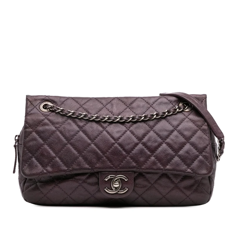 Chanel Pre-Loved Jumbo Quilted Iridescent Caviar Easy Flap Shoulder Bag