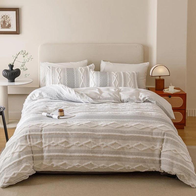 CLOTHKNOW White Black Boho Queen Comforter Set 3Pcs Clipped Jacquard Farmhouse Bedding Comforter Sets Jacquard Stripes Comforter Queen Soft Fluffy