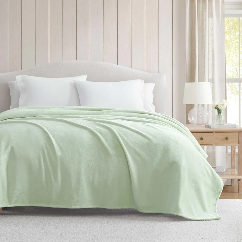 Martha Stewart - Queen Size Blanket, Ultra-Soft Plush Fleece Throw Blanket with Double-Needle Stitching, 350 GSM, Medium Weight Bedding for Bed or Couch (Bedford Solid Green) - Image 1