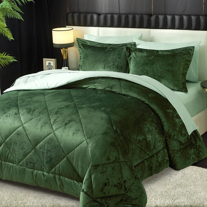 Ivellow King Comforter Set 7 Pieces Bed in a Bag Crushed Velvet Comforter Set Flannel King Green Comforter Ultra Soft Breathable Luxury Soft Warm Winter Bedding Set with Sheets, Pillowcases & Shams