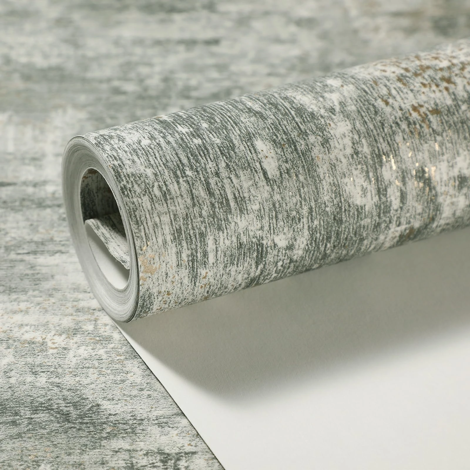 Baketron Concrete Sage Green Wallpaper for Living Room, Bedroom, Fireplace - Neutral Decorative Luxury Wall Paper with Distressed Pattern, Textured Finish & Metallic Detailing Emerald Green