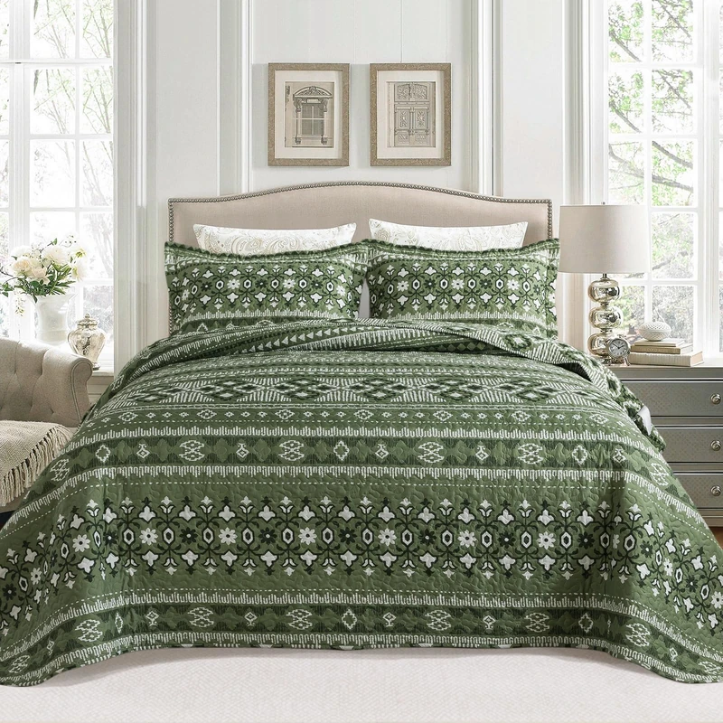 BEDIFANY California King Quilt, Reversible Lightweight Bedspread, Green